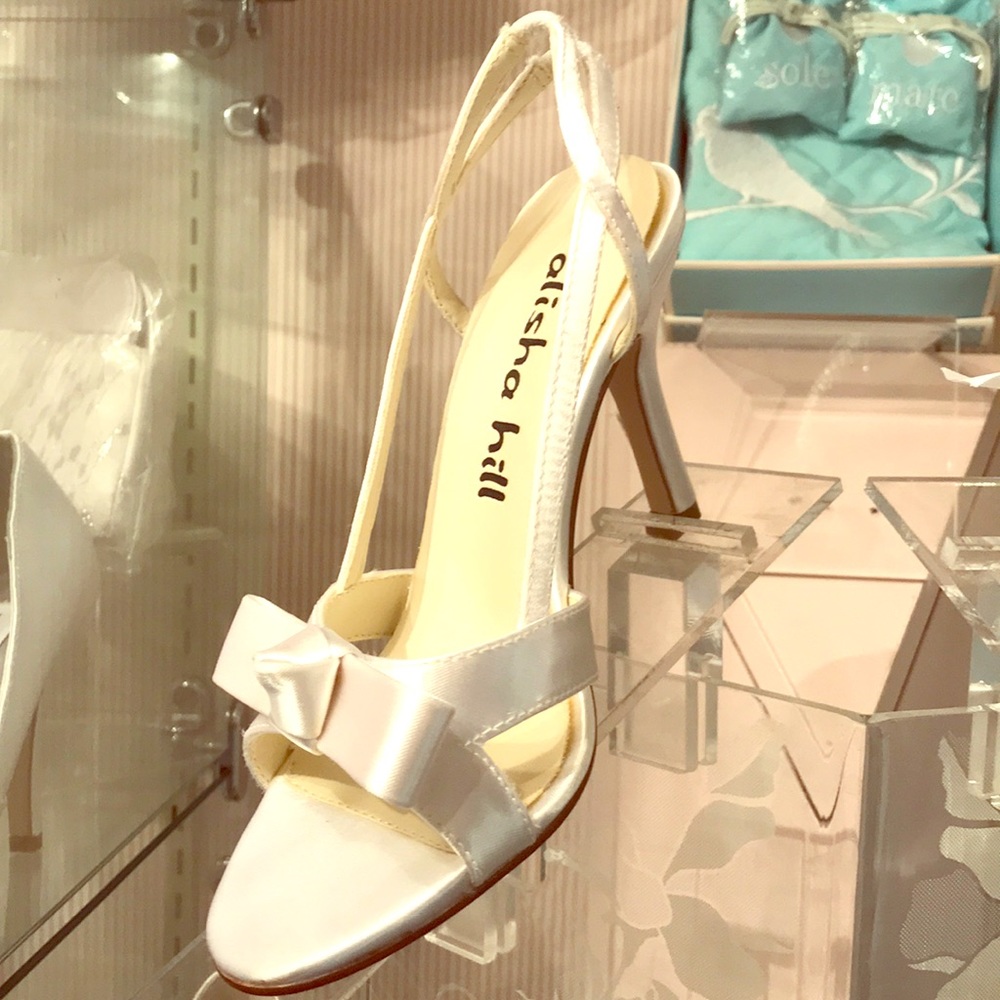 Alisha Hill Angelina 3” heels white dyeable